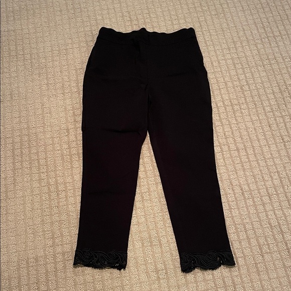 Chicos black cropped pants with lace on cuff - Picture 1 of 4